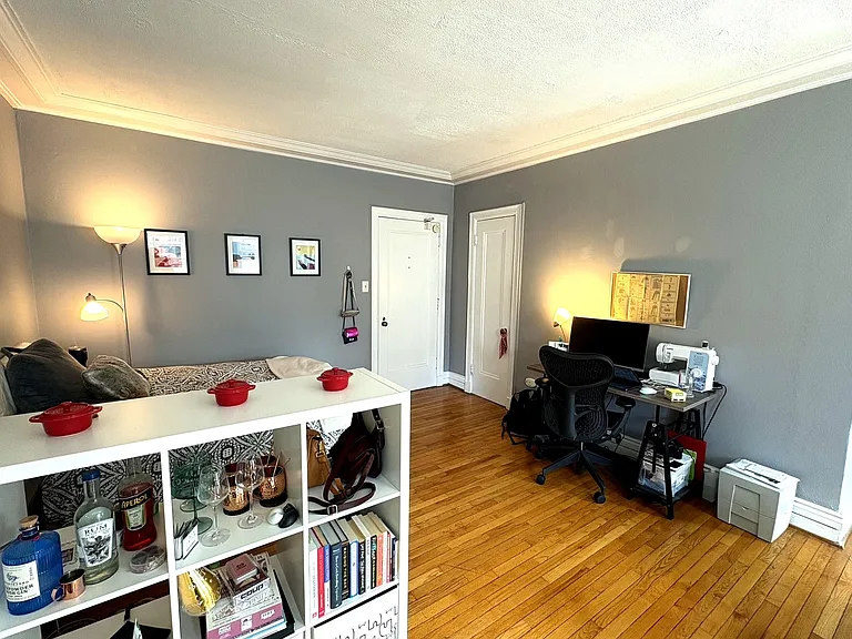 1255 N State Pkwy #9H — Photo 4