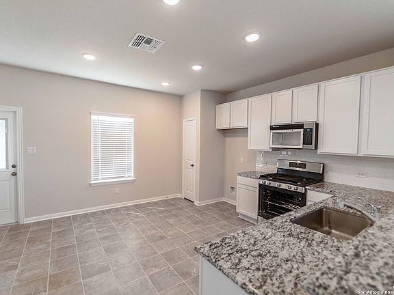 5th image of 5230 Olene Flats