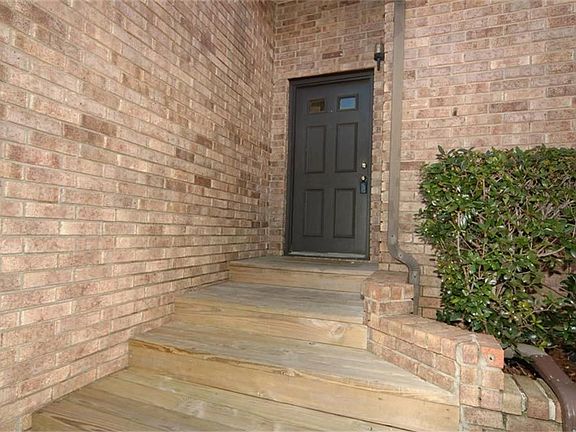 2nd image of 16244 Seahorse Dr