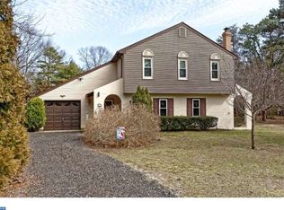 18 Burrs Mill Rd, Southampton, NJ 08088