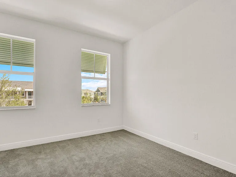 7808 SW Cline St — Photo 27