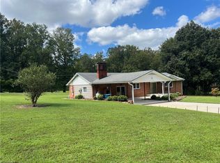 5835 Cheshire Dr, Pleasant Garden, NC 27313