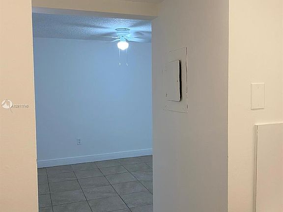5th image of 6960 Miami Gardens Dr APT 2-225