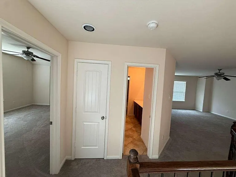 7827 Mesquite Manor Ln — Photo 12