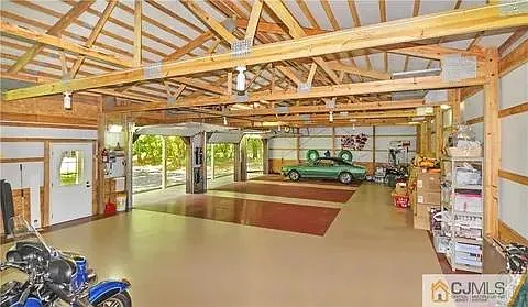 555 Spotswood Englishtown Rd — Photo 16