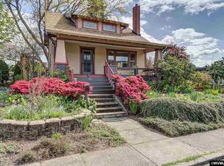 310 Park St, Silverton, OR 97381