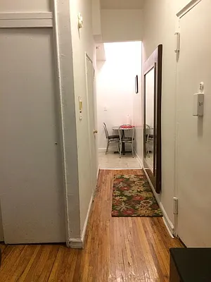 Rented by Manhattan Flats | media 22