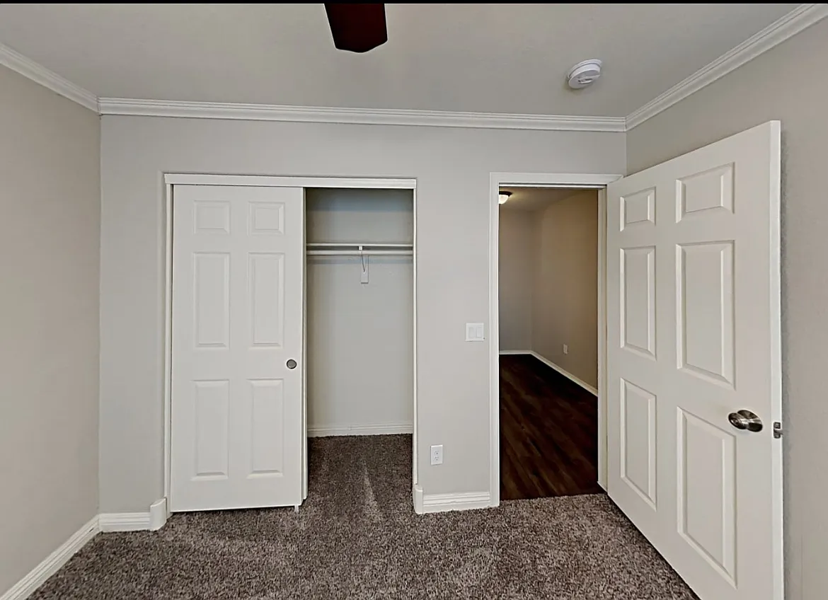 3 bed, 1898 sqft, $1,950 — Photo 3