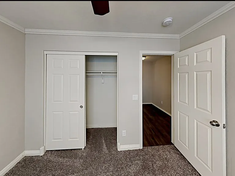 540 Red Admiral Ln — Photo 3