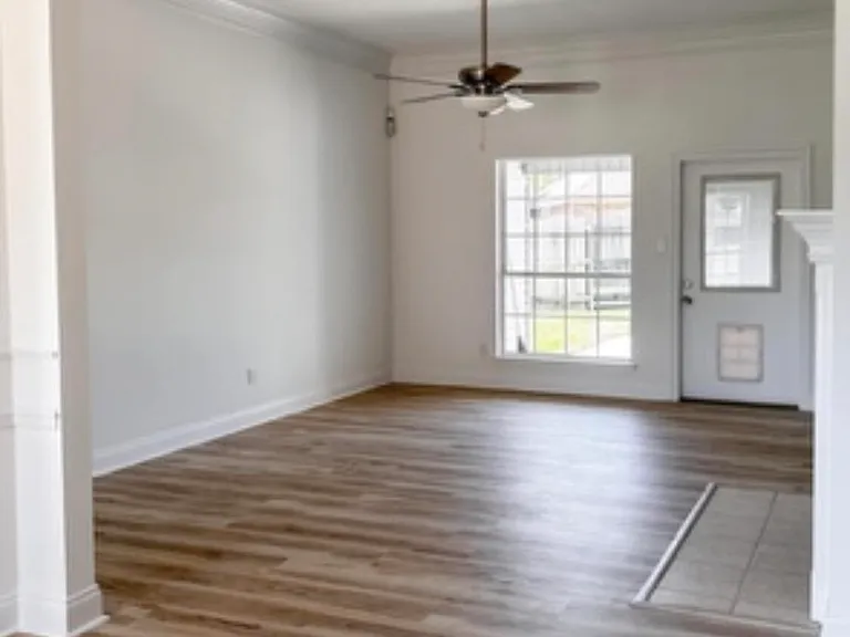 103 Weeping Willow Blvd — Photo 8