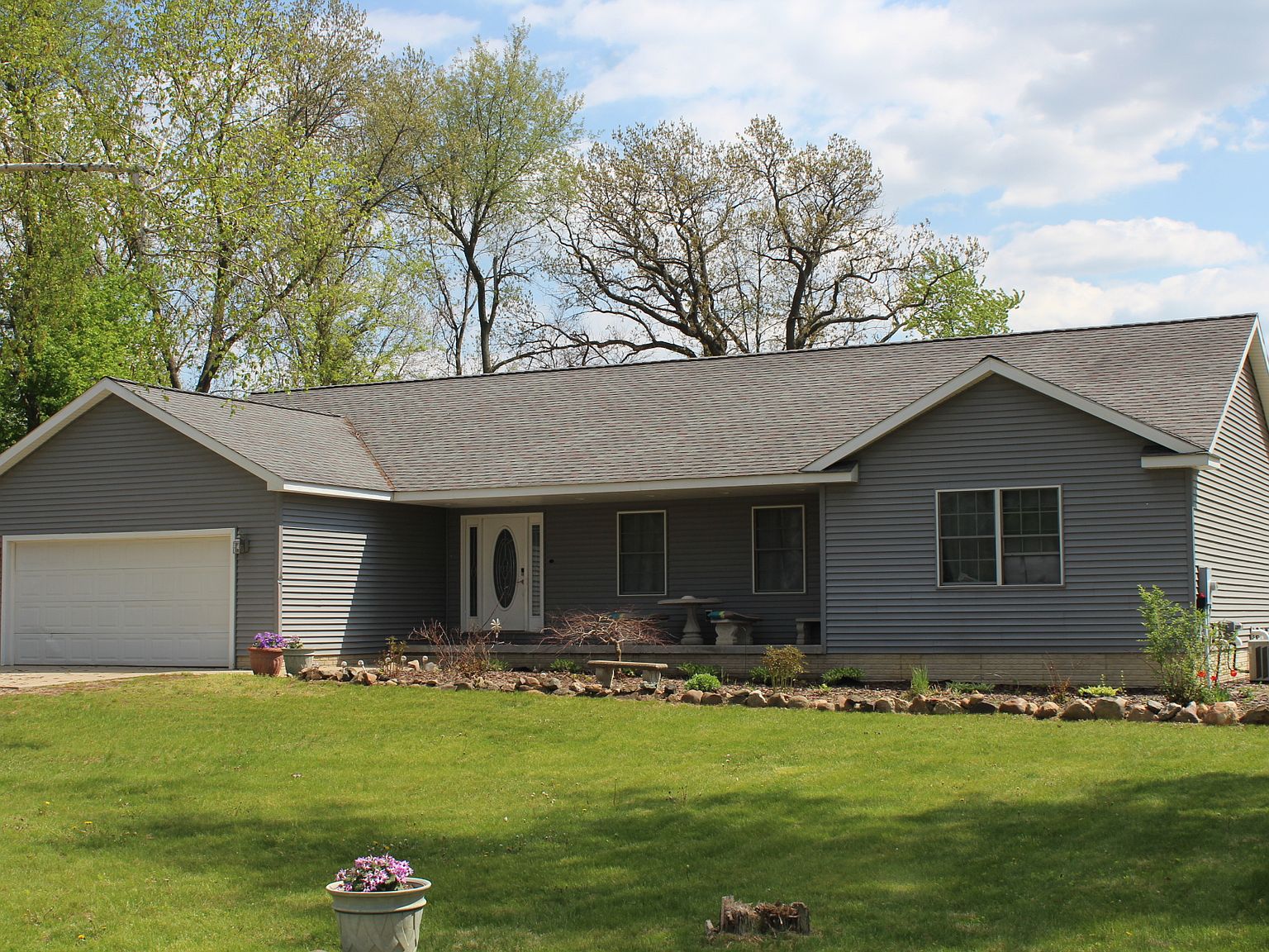 2498 Lakeview Dr, Clarklake, MI 49234 Zillow