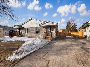 10 Debby Cres, Brantford, ON