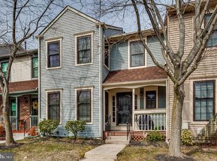5 Medoc Ct, Marlton, NJ 08053