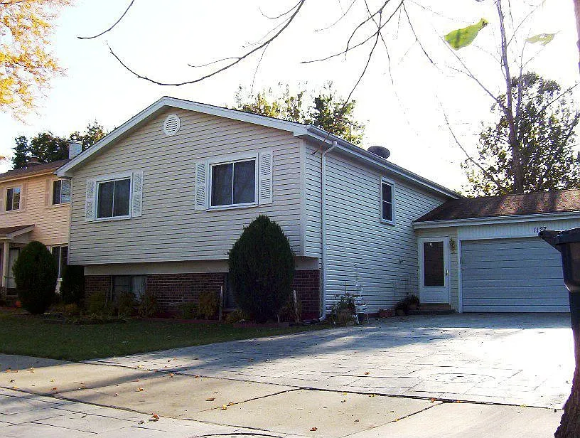 1127 Hunter St photo 1
