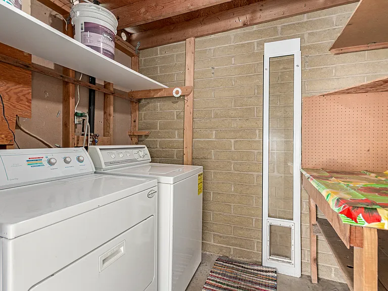 6 E Madrid Dr — Photo 24