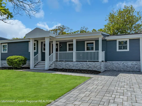 3 Stanford Drive, Hazlet, NJ 07730