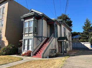 2051 Clinton Ave #B, Alameda, CA 94501