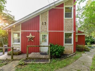 19 Camille Dr, Lake Hopatcong, NJ 07849