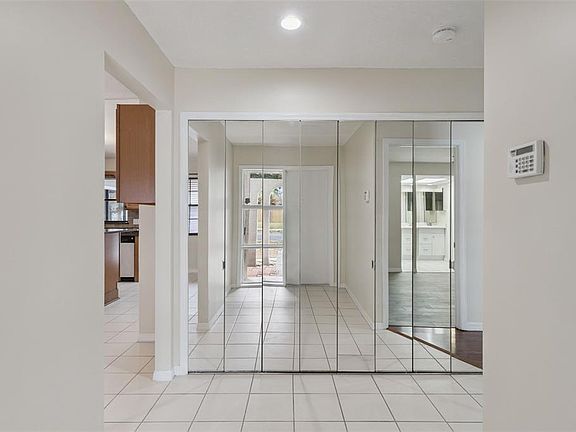 3rd image of 6246 SILVER GLEN COURT