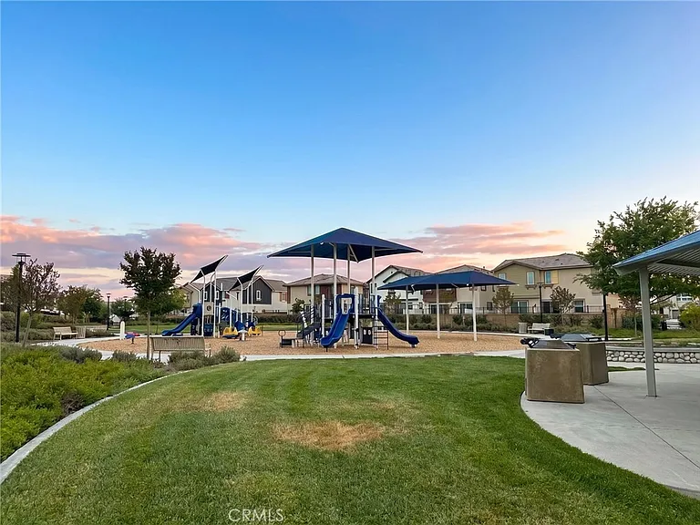 30318 Waterline Dr — Photo 14