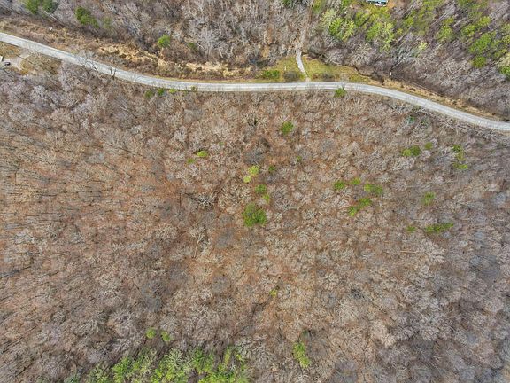 3rd image of 34178 Kelly Rd