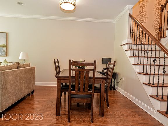 4th image of 1206 Whitney Ln