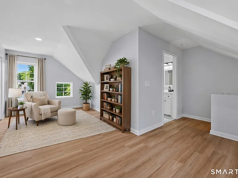 1 Union Ave #11 — Photo 11