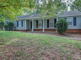 3726 Sugar Spring Rd, Gastonia, NC 28054