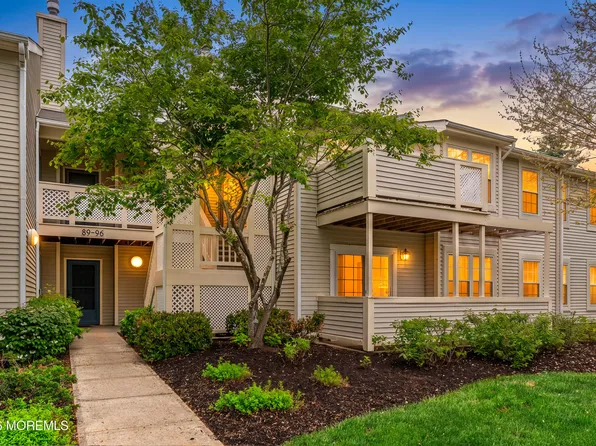 94 Briarwood Court, Howell, NJ 07731