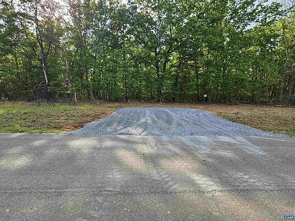 2nd image of 6.939 Axtell Rd