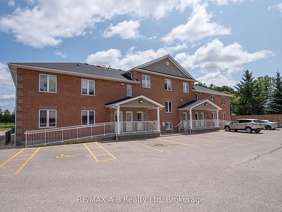 3rd image of 148 Borden St #1