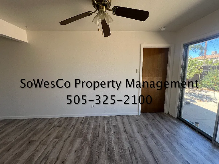 1032 Zuni Dr — Photo 8