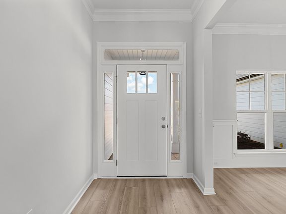 4th image of 2376 Bundoran Drive