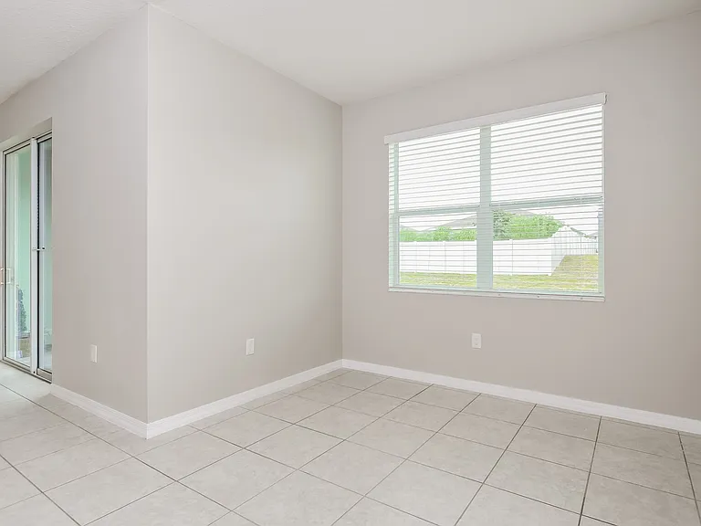 148 Roseville Dr — Photo 10