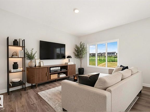 2nd image of 8823 Carson Way SW