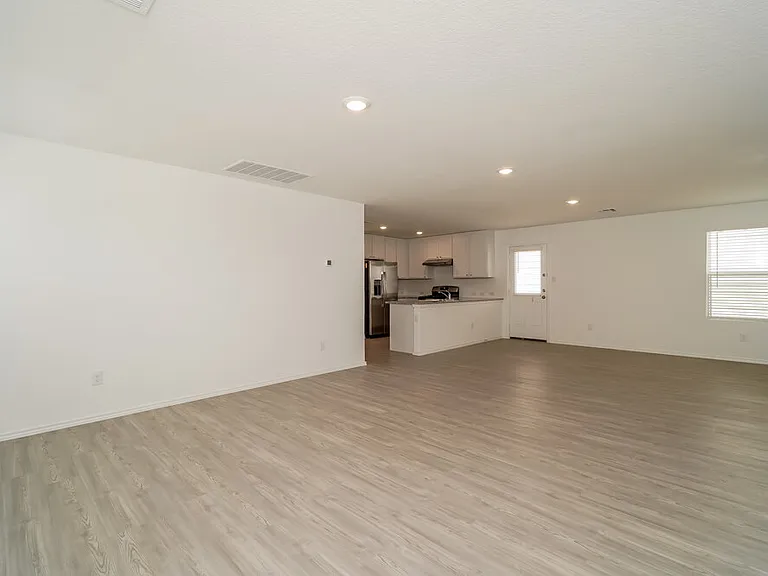 8803 Barrow Path — Photo 7