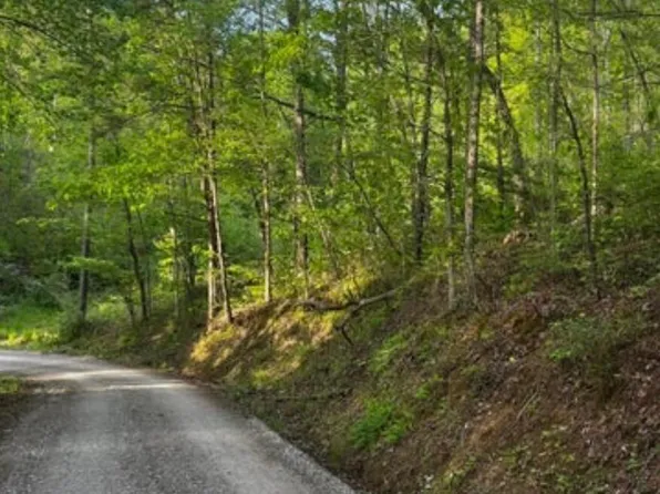 2509 Highway 472, Manchester, KY 40962