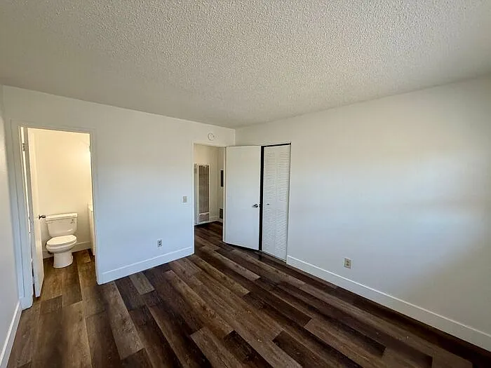 218 Van Buren St #7 — Photo 23