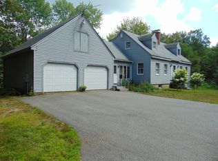 618 Waldoboro Rd, Jefferson, ME 04348