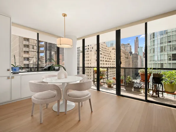 255 East 49th Street image 1 of 9
