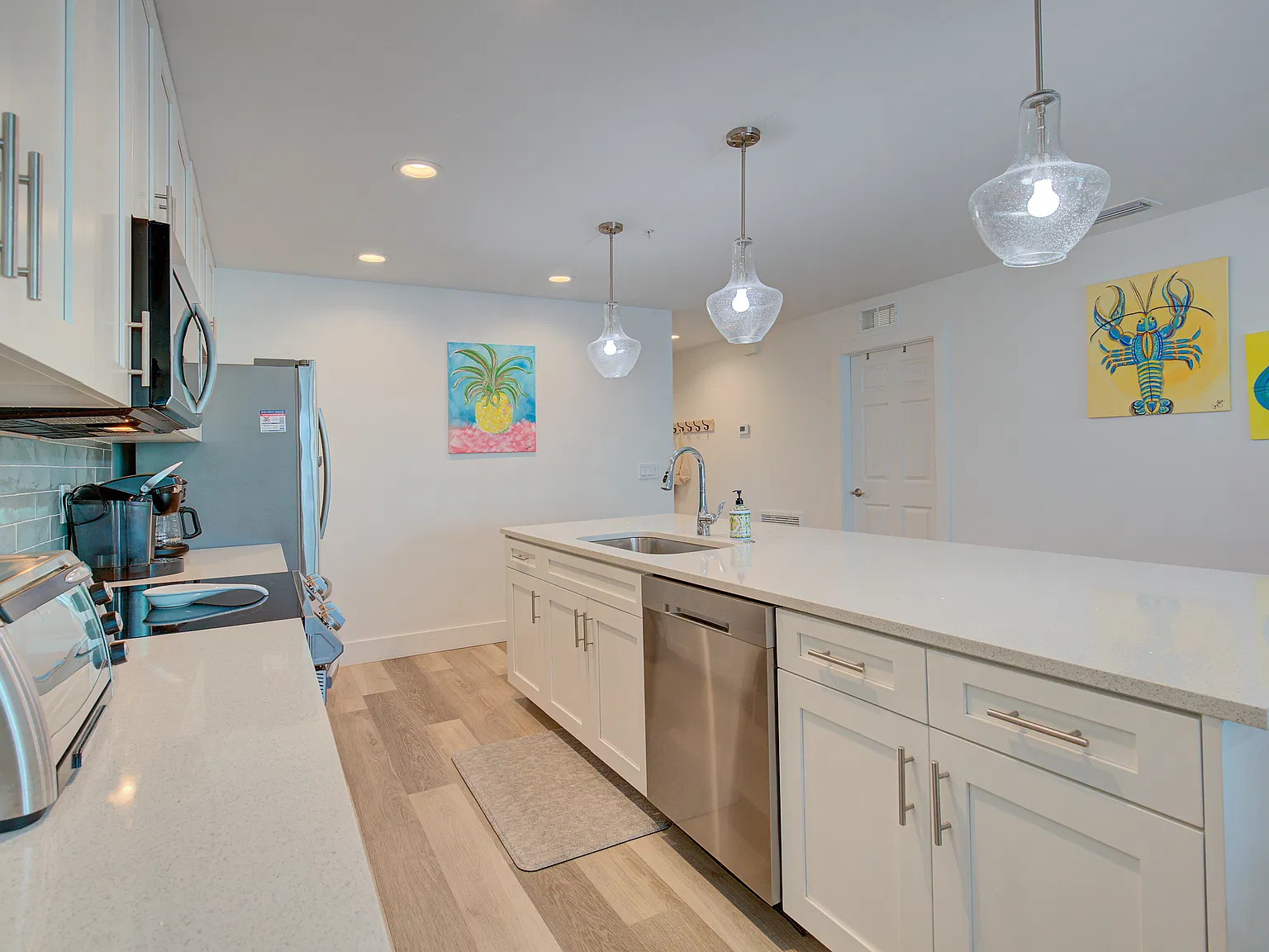 3 bed, 1500 sqft, $4,500 — Photo 3