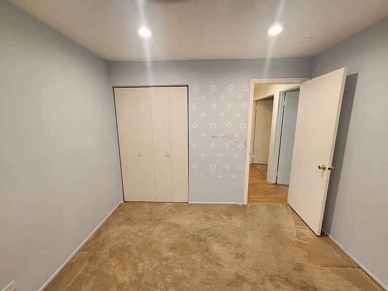 1102 Hinswood Dr #102 — Photo 10