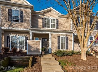 6349 Rhodins Ln, Fort Mill, SC 29715