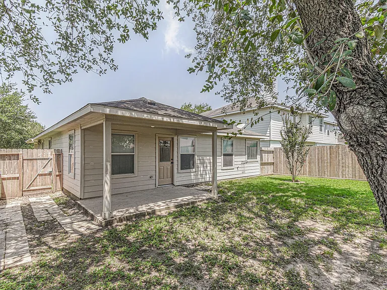 20210 Ribbonwood Point Ct — Photo 21