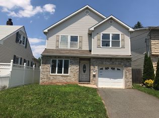 30 Union St, Carteret, NJ 07008