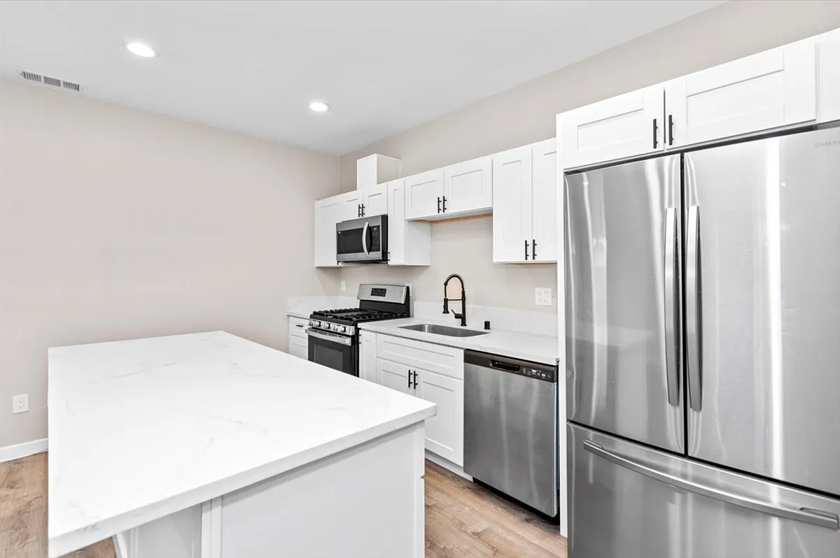 Building Photo - 5016 Chaparral Way