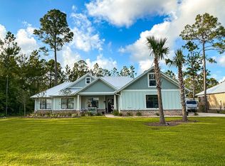 81 Grizzly St E, Freeport, FL 32439