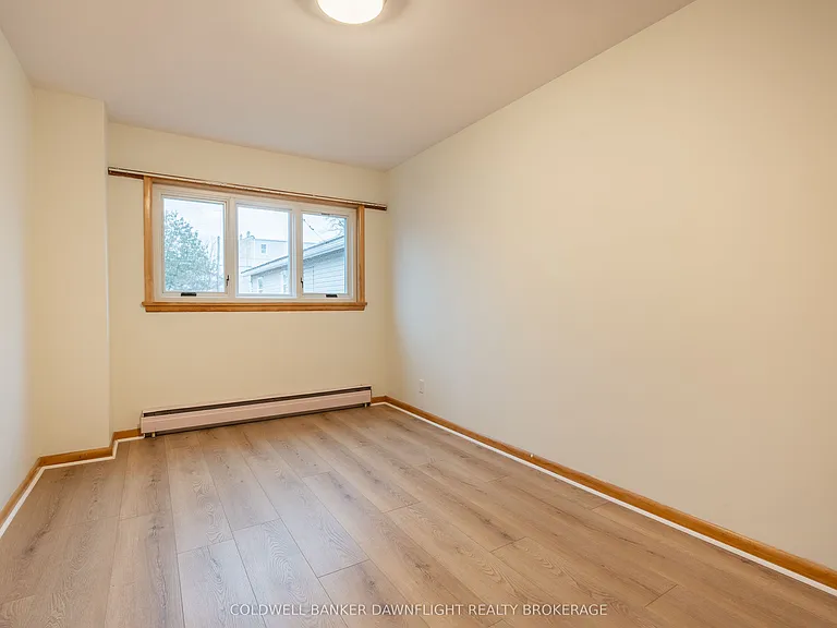 394 William St — Photo 5