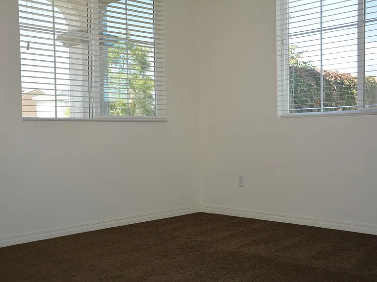 6924 Orinoco Dr — Photo 4