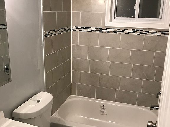 1005 Collings (3)_12072018